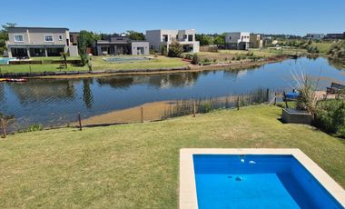 Casa en El Canton - Golf