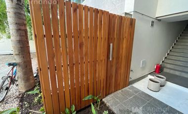 Venta de Departamento 2 AMBIENTES, 2 BAÑOS, Moreno, con patio, mini piscina y cochera