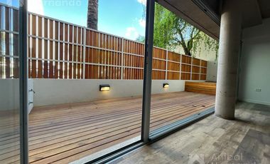 Venta de Departamento 2 AMBIENTES, 2 BAÑOS, Moreno, con patio, mini piscina y cochera