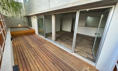 Venta de Departamento 2 AMBIENTES, 2 BAÑOS, Moreno, con patio, mini piscina y cochera