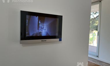 Venta de Departamento 2 AMBIENTES, 2 BAÑOS, Moreno, con patio, mini piscina y cochera