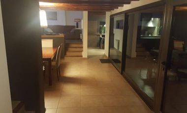 CASA EN VENTA CALLE JOSÉ HENRY VILLA BELGRANO ZONA NORTE