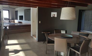 CASA EN VENTA CALLE JOSÉ HENRY VILLA BELGRANO ZONA NORTE