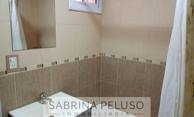 Venta Dpto. 2 Amb con patio y cochera -Complejo Solares I- Moreno