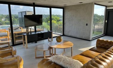 En Venta Casa a Metros de la Playa de Costa Esmeralda Pinamar