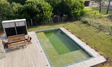 En Venta Casa a Metros de la Playa de Costa Esmeralda Pinamar