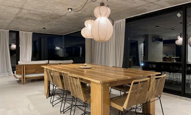 En Venta Casa a Metros de la Playa de Costa Esmeralda Pinamar