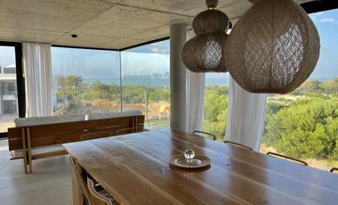 En Venta Casa a Metros de la Playa de Costa Esmeralda Pinamar