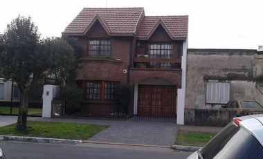 CASA CHALET QUILMES OESTE