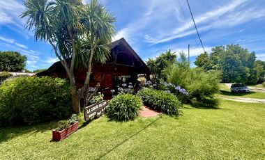 Casa + Quincho con gran parque, a metros del lago!