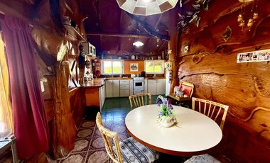 Casa + Quincho con gran parque, a metros del lago!