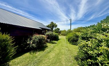 Casa + Quincho con gran parque, a metros del lago!