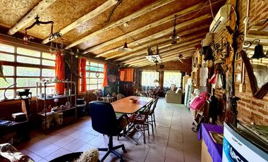 Casa + Quincho con gran parque, a metros del lago!