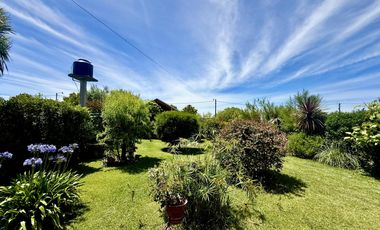 Casa + Quincho con gran parque, a metros del lago!