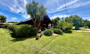 Casa + Quincho con gran parque, a metros del lago!