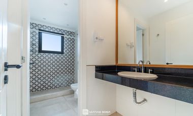 Venta - Casa 4 ambientes con pileta y parrilla - Rúmenco 