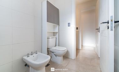 Venta - Casa 4 ambientes con pileta y parrilla - Rúmenco 