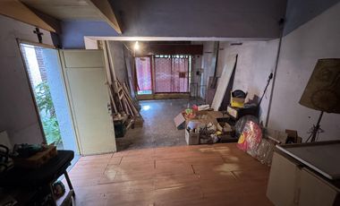 Unidad tipo Monoambiente para reciclar al frente en Florida, Vicente Lopez a 5 cuadras de Av. Maipu