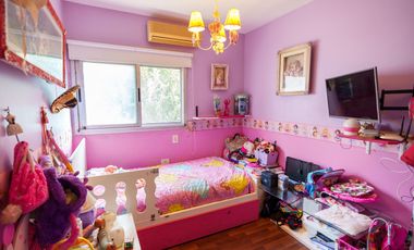 Casa en  Venta en Barrio privado en La Plata