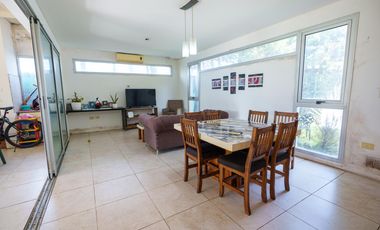 Casa en  Venta en Barrio privado en La Plata