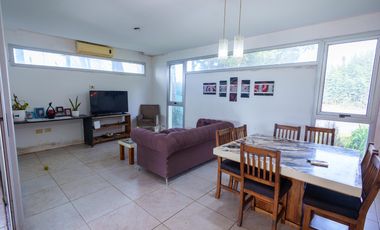 Casa en  Venta en Barrio privado en La Plata