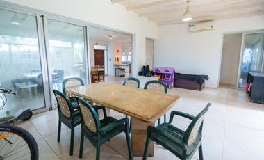 Casa en  Venta en Barrio privado en La Plata