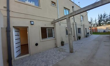 ¡¡GRAN OPORTUNIDAD!!  4  Depto. de 2 amb. a la venta en - Cañuelas