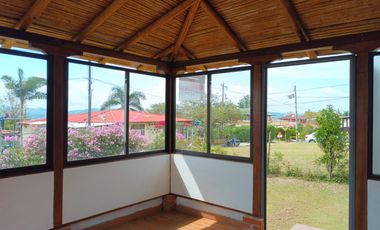 Se Vende Casa Campestre En Condominio, Con Vista Al Lago Calima