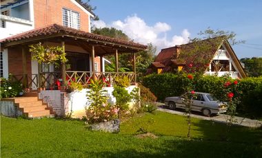 Se Vende Casa Campestre En Condominio, Con Vista Al Lago Calima