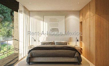 Casa en Venta en Calle Fuentes Brotantes , Fuentes Brotantes RU 26-234.