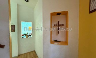 Casa en Venta en Calle Central de Plomeros, Emilio Carranza RU 26-144.