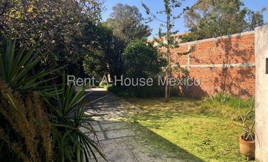 Casa en Venta en Calzada De guadalupe, El Nopalito RU 25-2320.