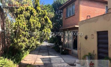 Casa en Venta en Calzada De guadalupe, El Nopalito RU 25-2320.