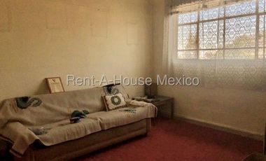 Casa en Venta en Calzada De guadalupe, El Nopalito RU 25-2320.