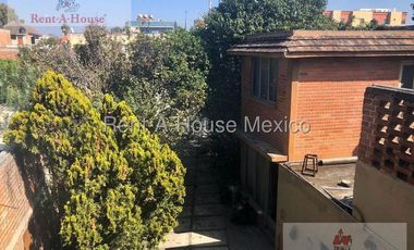Casa en Venta en Calzada De guadalupe, El Nopalito RU 25-2320.