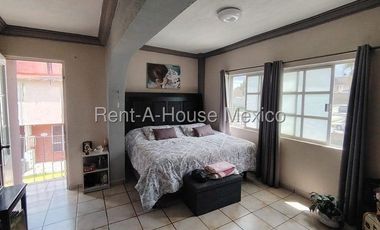 Casa en Venta en Calle Paseo de la virtud, Cofradia de San Miguel RU 26-1334.
