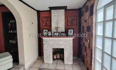 Casa en Venta en Calle Paseo de la virtud, Cofradia de San Miguel RU 26-1334.