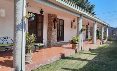 Casa en Venta en Calle La Noria, Los Reyes Nopala RU 25-3060.