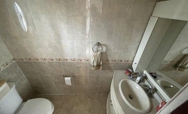 Casa en Venta en Calle De Los Patos, Las Alamedas RU 25-733.