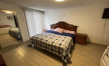 Casa en Venta en Calle De Los Patos, Las Alamedas RU 25-733.