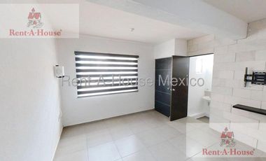 Casa en Venta en Calle Hacienda Magnolias, Villas Xaltipa RU 26-738.
