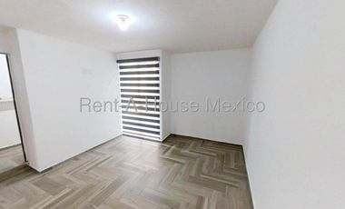 Casa en Venta en Calle Hacienda Magnolias, Villas Xaltipa RU 26-738.