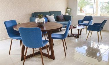 Casa en Venta en Calle 57, Del Sur RU 25-588.