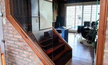 CASA EN VENTA EN EXCELENTE ESTADO CON PILETA APTA CREDITO