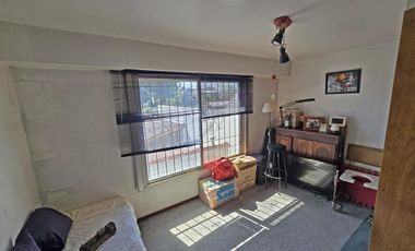 VENTA CASA 5 AMBIENTES EN VILLA ADELINA