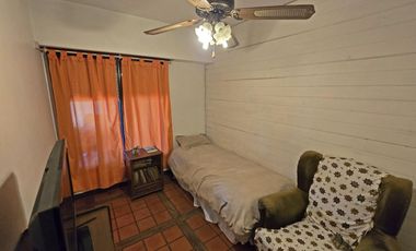 VENTA CASA 5 AMBIENTES EN VILLA ADELINA