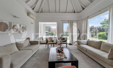 Casa en   Los Lagartos