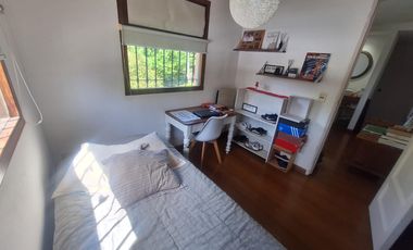 Casa en venta de tres dormitorios en Villa Elisa