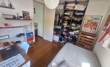 Casa en venta de tres dormitorios en Villa Elisa