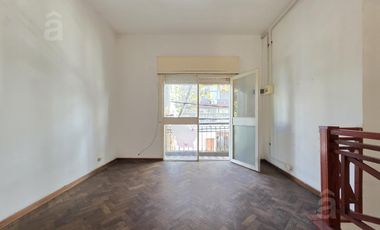 PH en Villa Ballester - Venta - Dos Ambientes - Terraza propia.